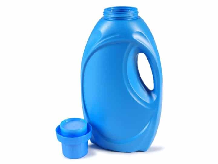 How To Add Detergent to Washer (When, Where, and How) Organizing.TV