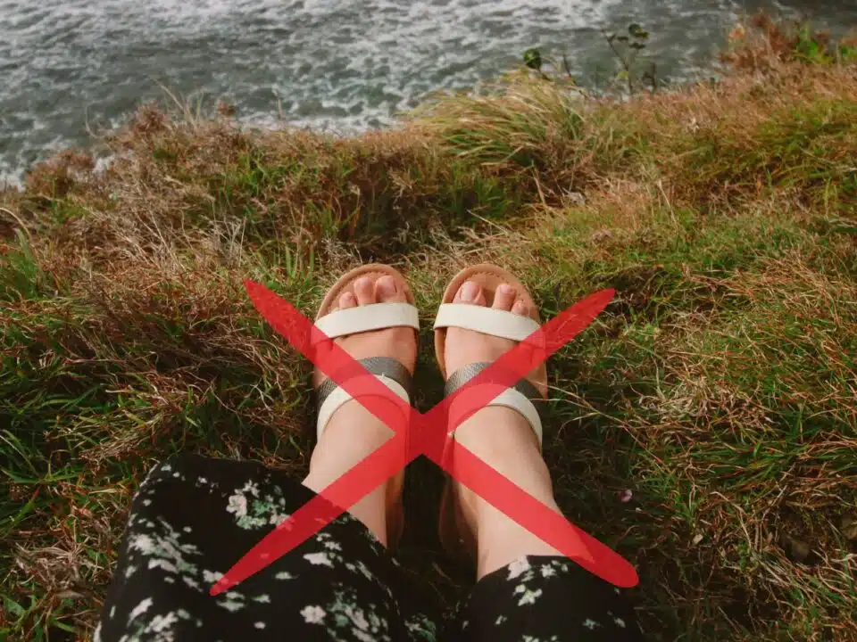 13 Ways to Make Big Feet Look Smaller (and be COMFORTABLE) Organizing.TV